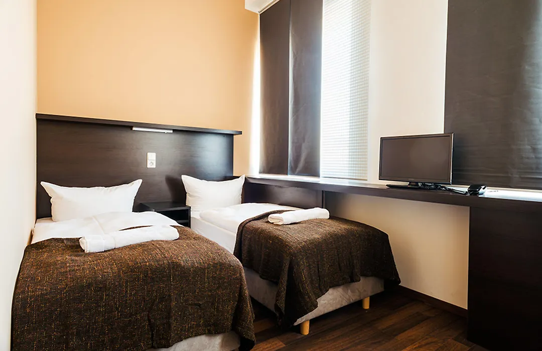 Apple City Hotel-1